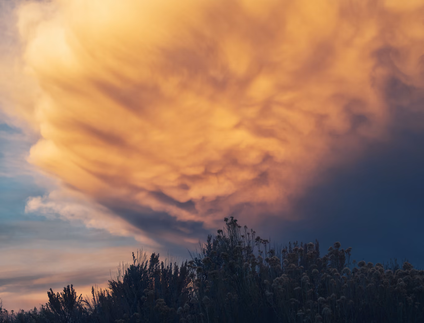 Interesting cloud formation in the desert southwest